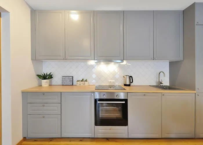 Cosy 1Bd Apartment In Old Town By Domvia